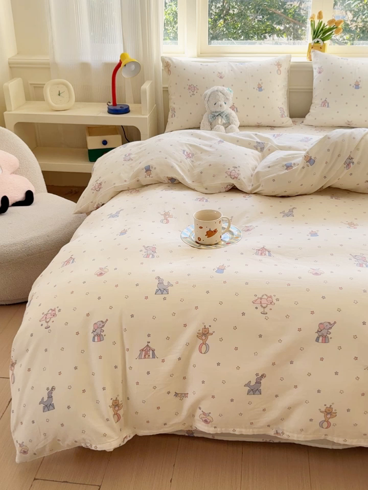 91家纺网 家纺一手货源 找家纺 感遇家纺 2026春夏新款双层纱全棉纯棉系列四件套-第一批 马戏团