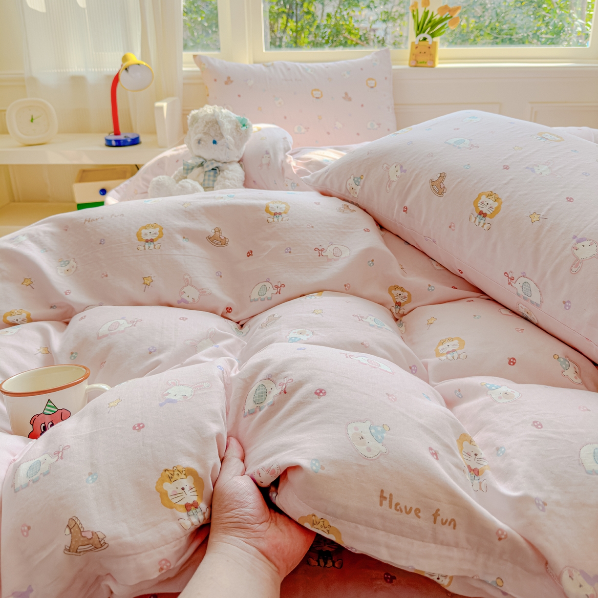 91家纺网 家纺一手货源 找家纺 感遇家纺 2026春夏新款双层纱全棉纯棉系列四件套-第一批 萌宠乐园