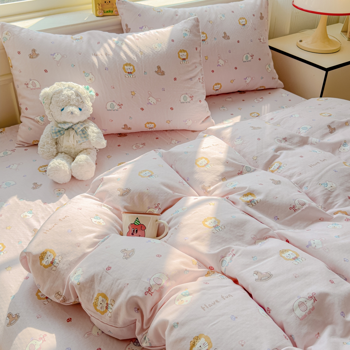 91家纺网 家纺一手货源 找家纺 感遇家纺 2026春夏新款双层纱全棉纯棉系列四件套-第一批 萌宠乐园