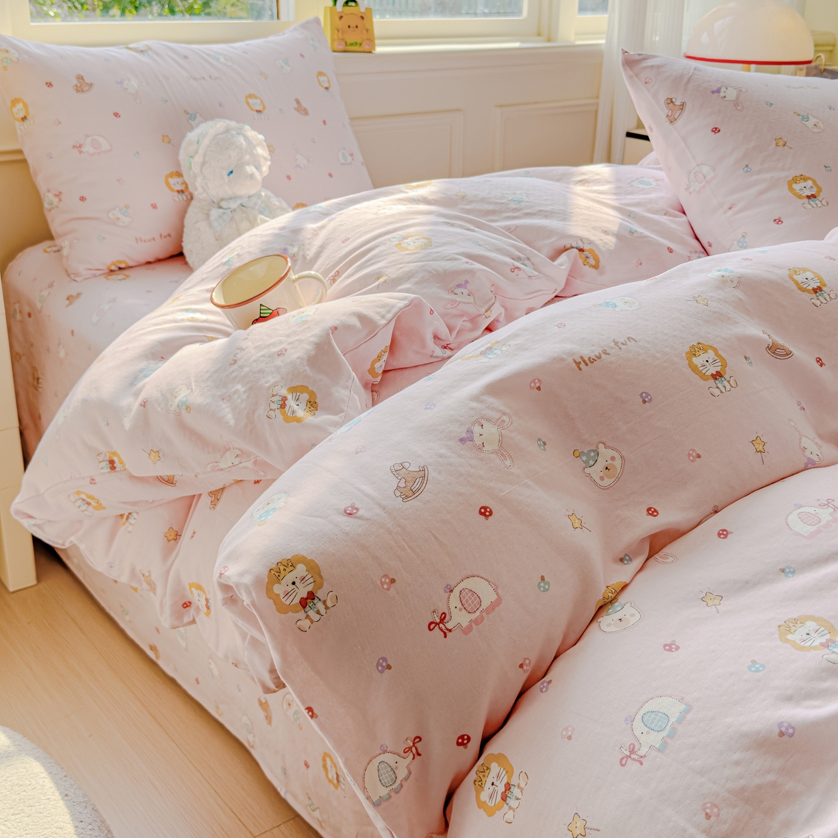 91家纺网 家纺一手货源 找家纺 感遇家纺 2026春夏新款双层纱全棉纯棉系列四件套-第一批 萌宠乐园