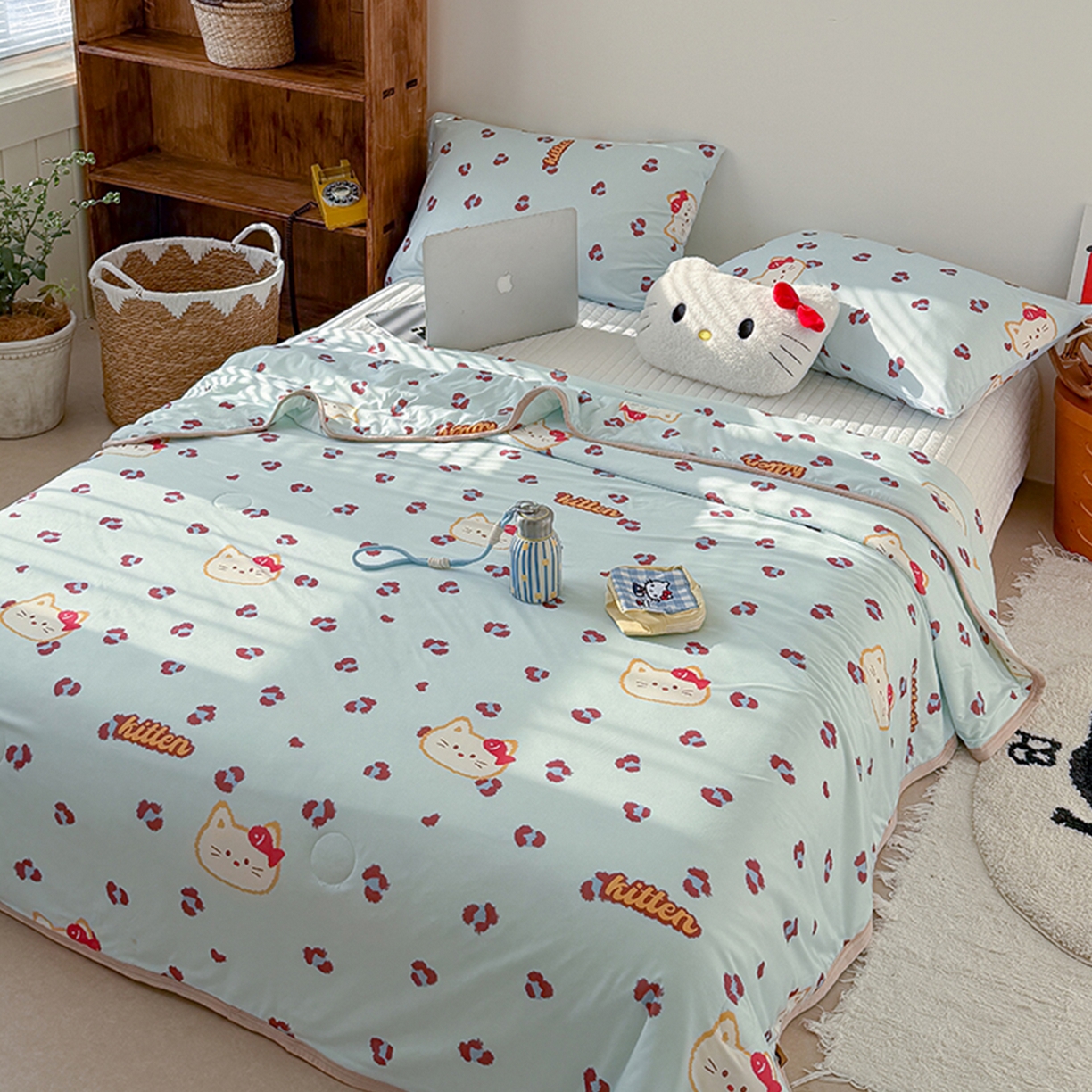 91家纺网 家纺一手货源 找家纺 （总）桃子家居 2026新款A类卡通小清新印花高品质牛奶丝软糯针织棉包边夏被系列