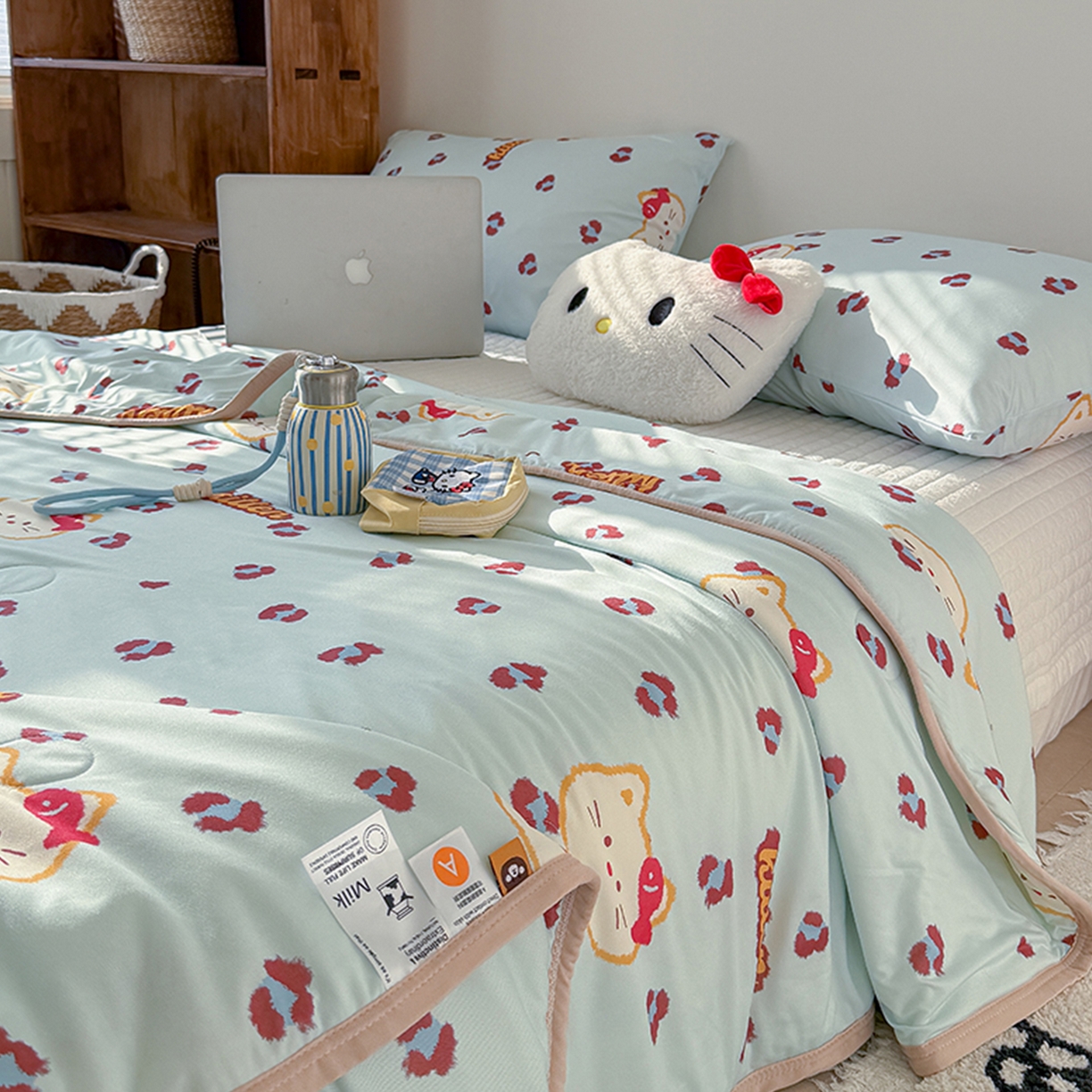 91家纺网 家纺一手货源 找家纺 （总）桃子家居 2026新款A类卡通小清新印花高品质牛奶丝软糯针织棉包边夏被系列