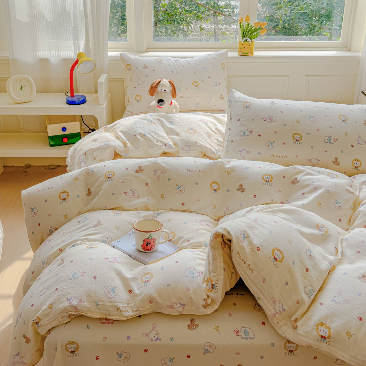 91家纺网 家纺一手货源 找家纺 感遇家纺 2026春夏新款双层纱全棉纯棉系列四件套-第一批 萌宠乐园·米黄