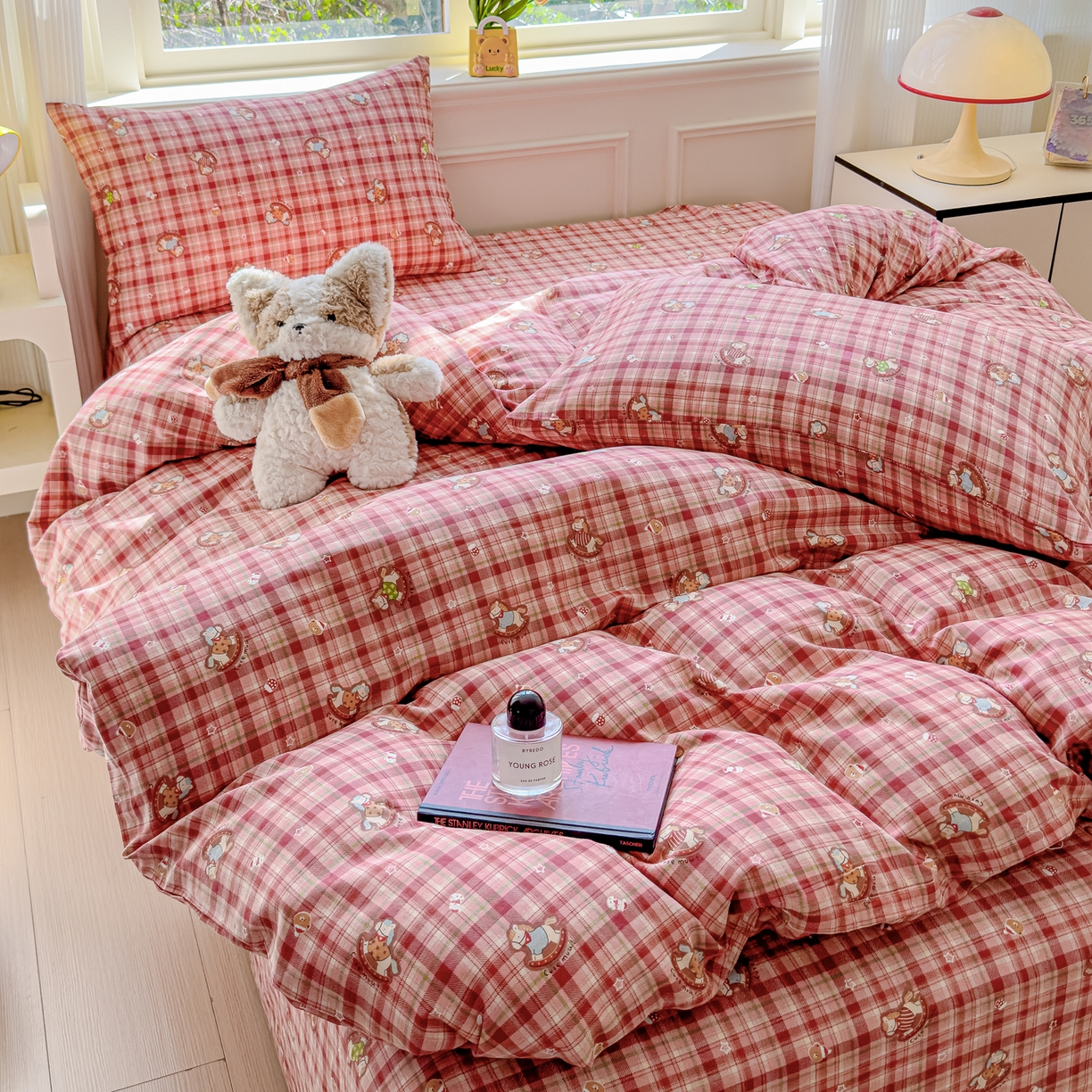 91家纺网 家纺一手货源 找家纺 感遇家纺 2026春夏新款双层纱全棉纯棉系列四件套-第一批 童梦木马