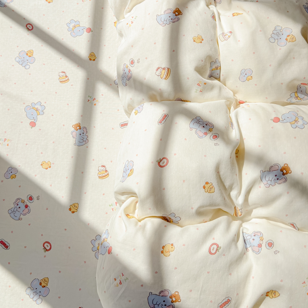 91家纺网 家纺一手货源 找家纺 感遇家纺 2026春夏新款双层纱全棉纯棉系列四件套-第一批 小鸭象