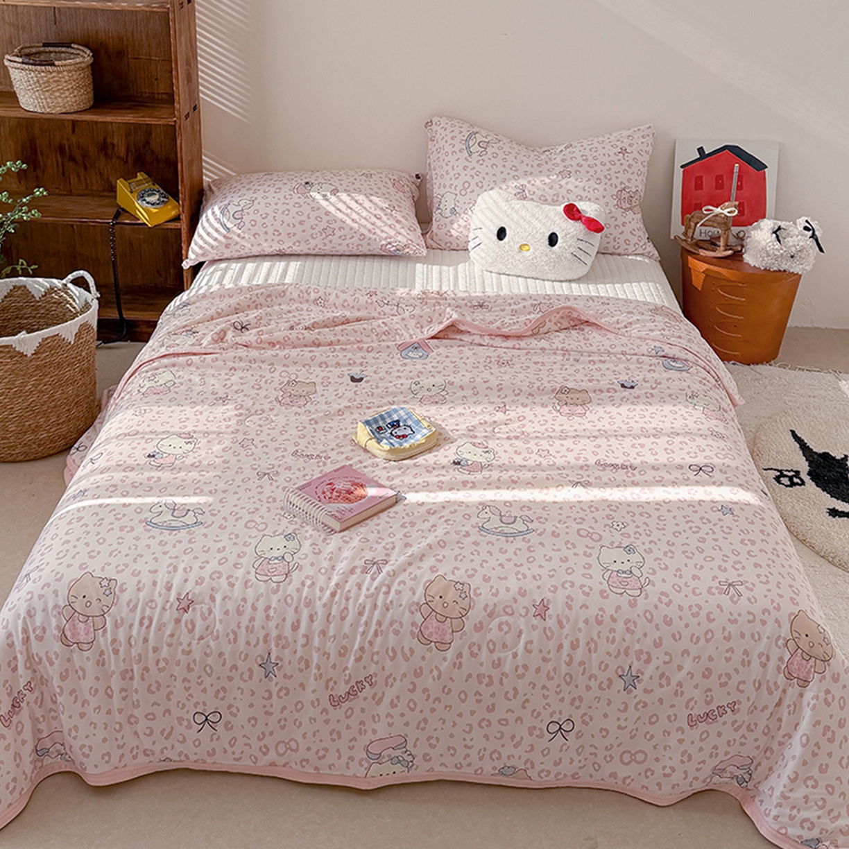 91家纺网 家纺一手货源 找家纺 （总）桃子家居 2026新款A类卡通小清新印花高品质牛奶丝软糯针织棉包边夏被系列