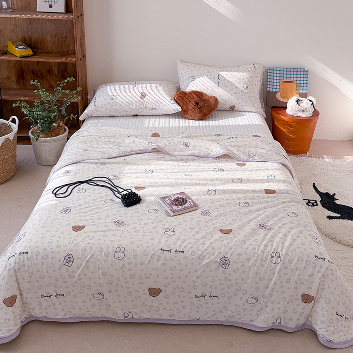 91家纺网 家纺一手货源 找家纺 （总）桃子家居 2026新款A类卡通小清新印花高品质牛奶丝软糯针织棉包边夏被系列