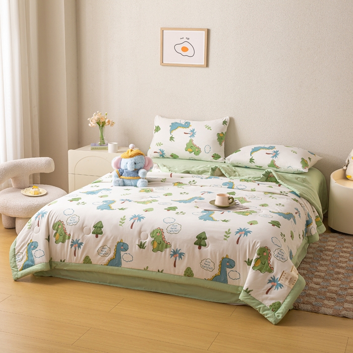 91家纺网 家纺一手货源 找家纺 爱屋及屋 2026新款水洗棉印花夏被夏凉被被子被芯 绿色恐龙