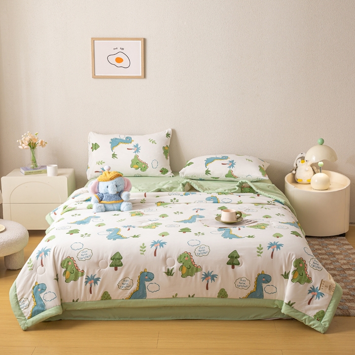 91家纺网 家纺一手货源 找家纺 爱屋及屋 2026新款水洗棉印花夏被夏凉被被子被芯 绿色恐龙