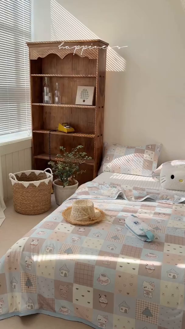 91家纺网 家纺一手货源 找家纺 桃子家居 2026新款A类卡通小清新印花高品质牛奶丝软糯针织棉包边夏被系列 针织棉-奶咖暖糖屋