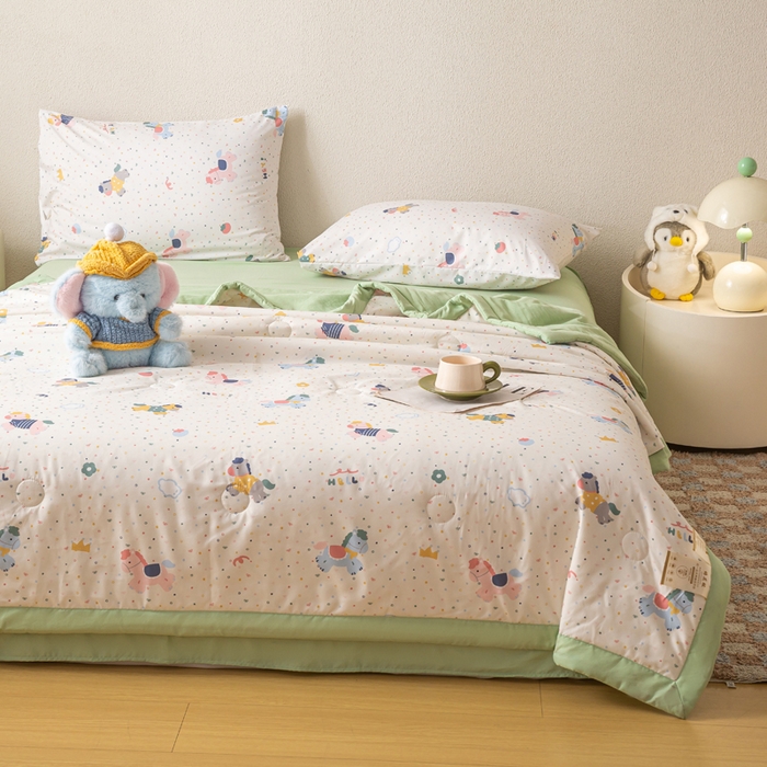 91家纺网 家纺一手货源 找家纺 爱屋及屋 2026新款水洗棉印花夏被夏凉被被子被芯 点点木马