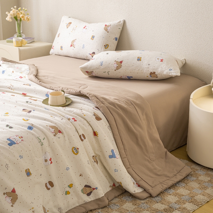 91家纺网 家纺一手货源 找家纺 爱屋及屋 2026新款水洗棉印花夏被夏凉被被子被芯 假日小狗