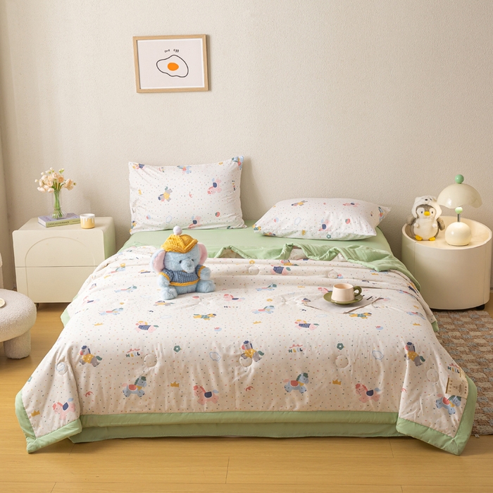 91家纺网 家纺一手货源 找家纺 爱屋及屋 2026新款水洗棉印花夏被夏凉被被子被芯 点点木马