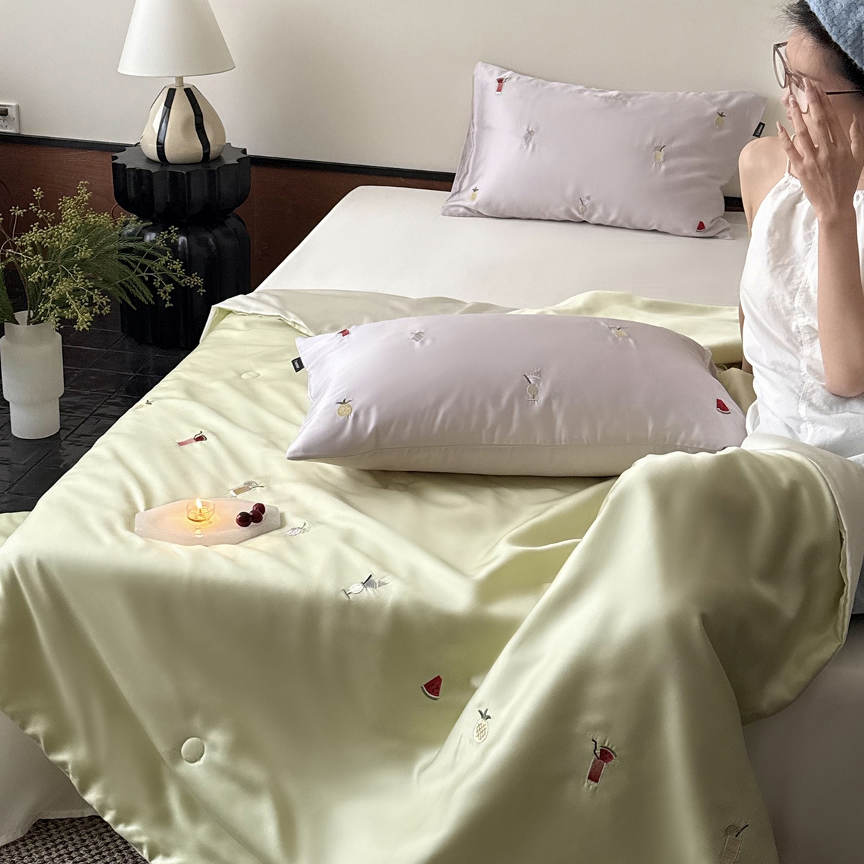 91家纺网 家纺一手货源 找家纺 （总）鹿班家居 2026夏季新品60S兰精天丝刺绣夏被系列-夏日缤纷（标准会员-20元）