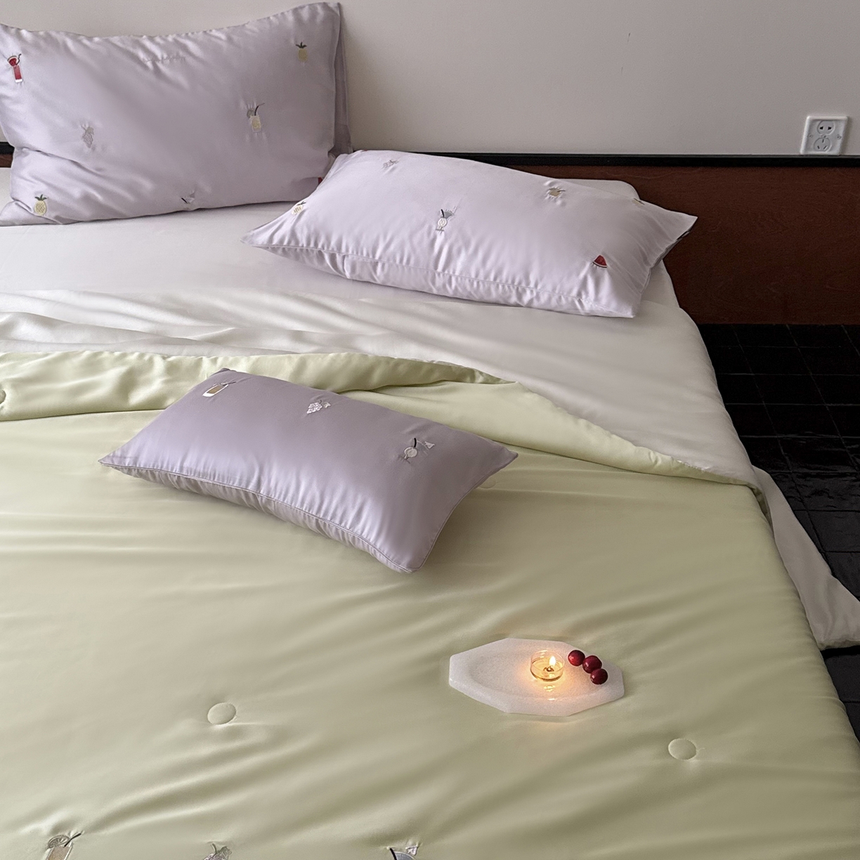 91家纺网 家纺一手货源 找家纺 （总）鹿班家居 2026夏季新品60S兰精天丝刺绣夏被系列-夏日缤纷（标准会员-20元）