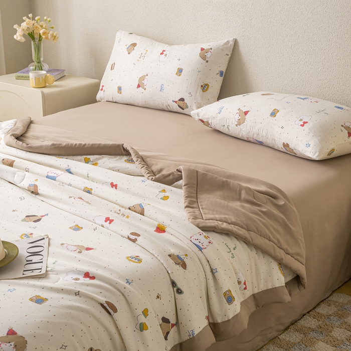 91家纺网 家纺一手货源 找家纺 爱屋及屋 2026新款水洗棉印花夏被夏凉被被子被芯 假日小狗