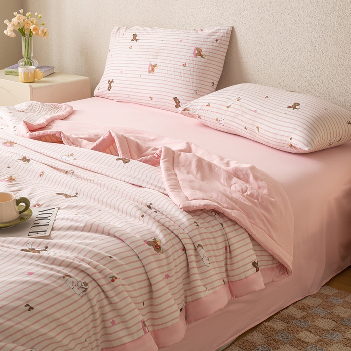 91家纺网 家纺一手货源 找家纺 爱屋及屋 2026新款水洗棉印花夏被夏凉被被子被芯 快乐小马