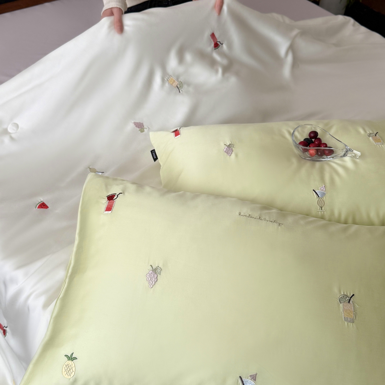 91家纺网 家纺一手货源 找家纺 鹿班家居 2026夏季新品60S兰精天丝刺绣夏被系列-夏日缤纷（标准会员-20元） 夏日缤纷-绿白紫