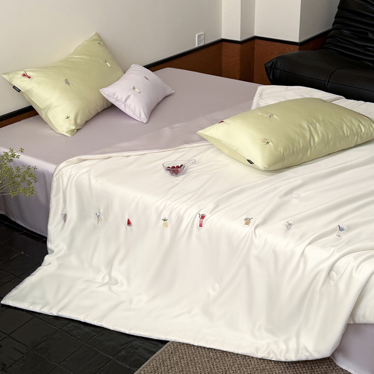 91家纺网 家纺一手货源 找家纺 鹿班家居 2026夏季新品60S兰精天丝刺绣夏被系列-夏日缤纷（标准会员-20元） 夏日缤纷-绿白紫