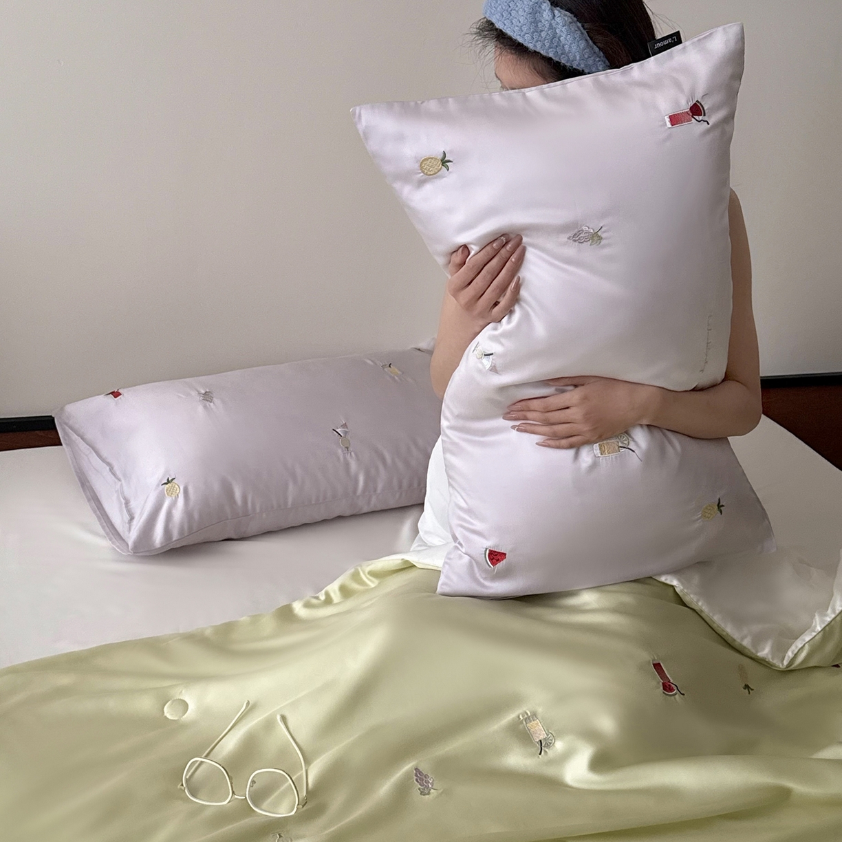 91家纺网 家纺一手货源 找家纺 鹿班家居 2026夏季新品60S兰精天丝刺绣夏被系列-夏日缤纷（标准会员-20元） 夏日缤纷-紫绿白