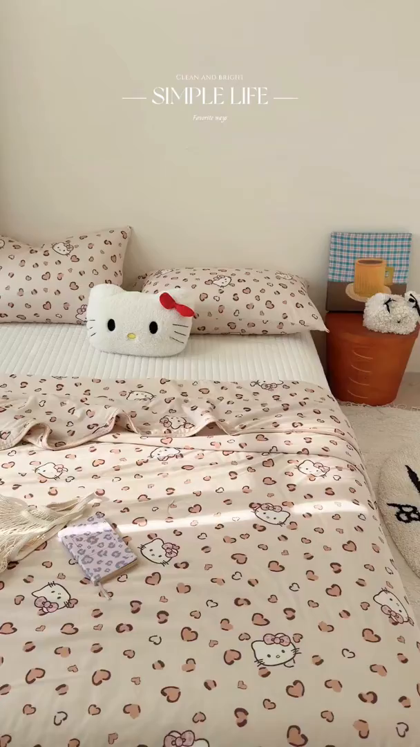 91家纺网 家纺一手货源 找家纺 桃子家居 2026新款A类卡通小清新印花高品质牛奶丝软糯针织棉包边夏被系列 针织棉-奶咖小猫