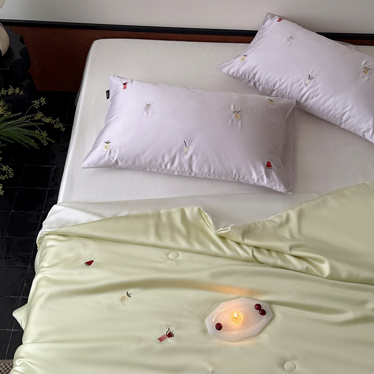 91家纺网 家纺一手货源 找家纺 鹿班家居 2026夏季新品60S兰精天丝刺绣夏被系列-夏日缤纷（标准会员-20元） 夏日缤纷-紫绿白