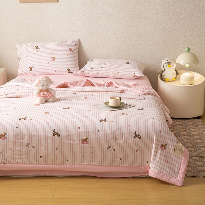 91家纺网 家纺一手货源 找家纺 爱屋及屋 2026新款水洗棉印花夏被夏凉被被子被芯 快乐小马