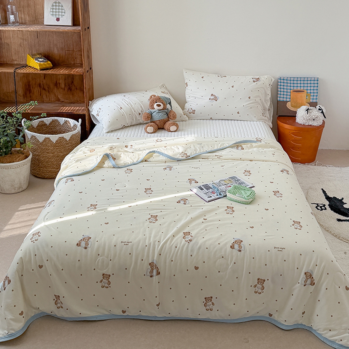 桃子家居 2026新款A类卡通小清新印花高品质牛奶丝软糯针织棉包边夏被系列 针织棉-软糖小熊