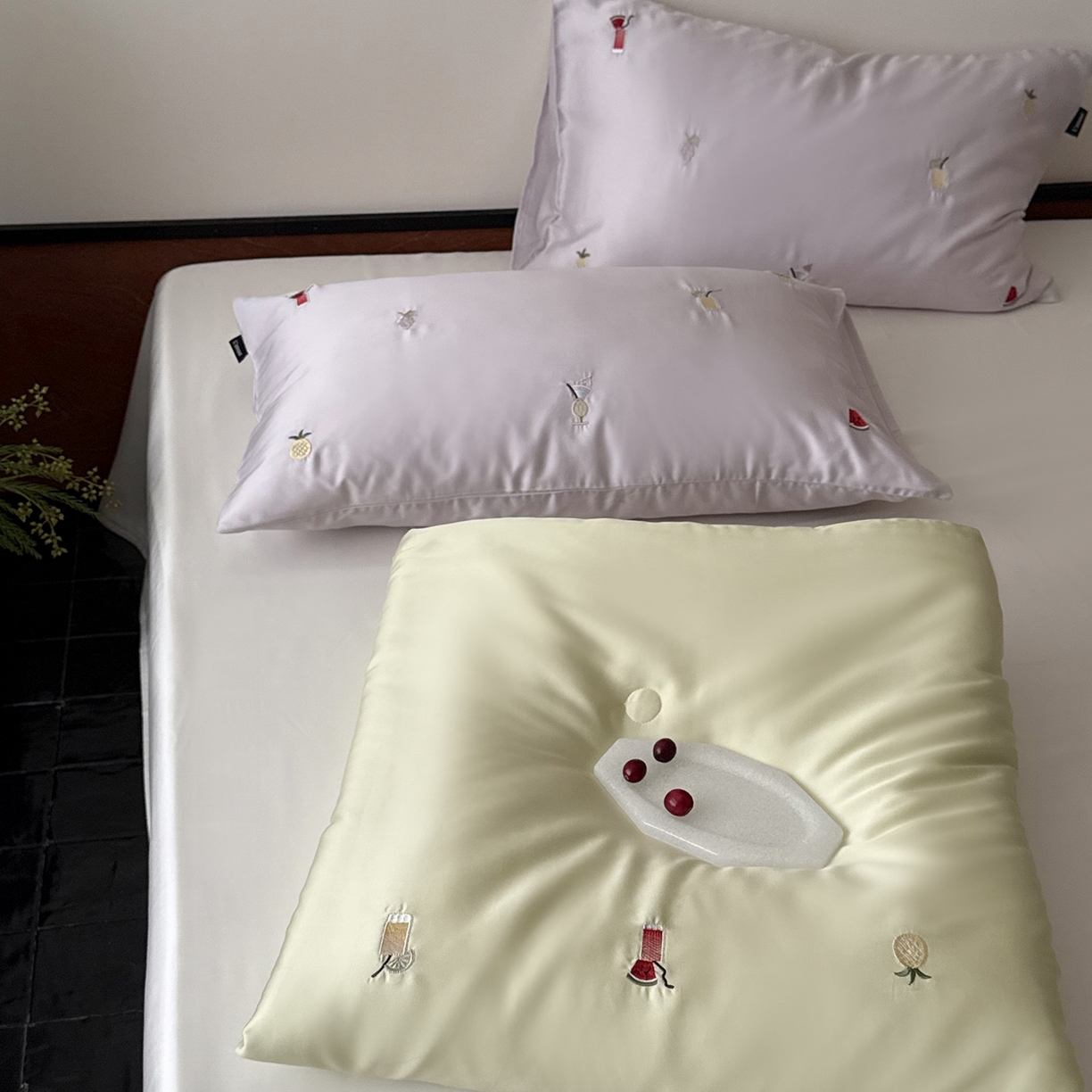 91家纺网 家纺一手货源 找家纺 （总）鹿班家居 2026夏季新品60S兰精天丝刺绣夏被系列-夏日缤纷（标准会员-20元）