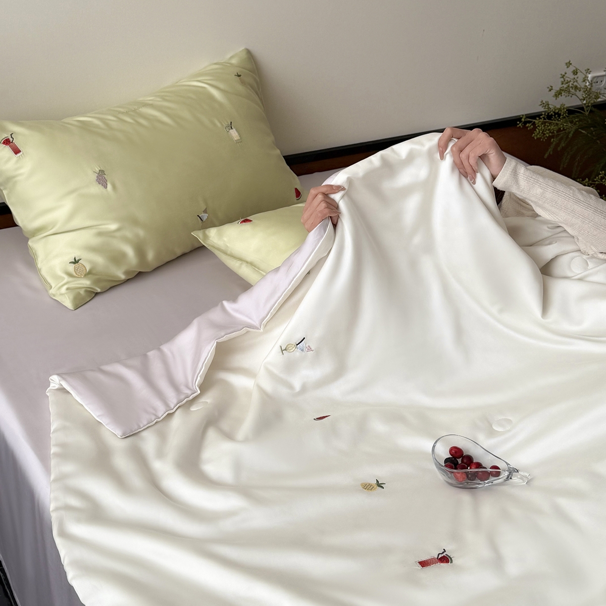 91家纺网 家纺一手货源 找家纺 （总）鹿班家居 2026夏季新品60S兰精天丝刺绣夏被系列-夏日缤纷（标准会员-20元）