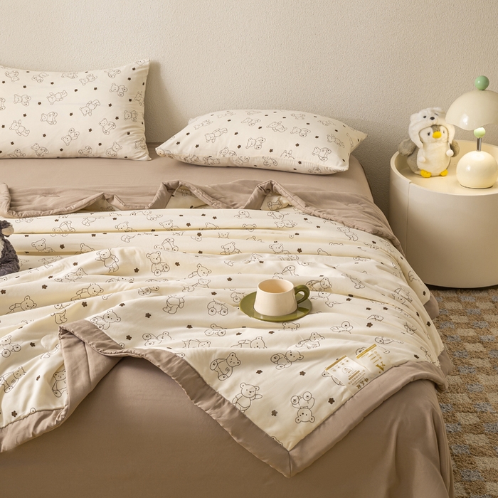 91家纺网 家纺一手货源 找家纺 爱屋及屋 2026新款水洗棉印花夏被夏凉被被子被芯 小熊博士