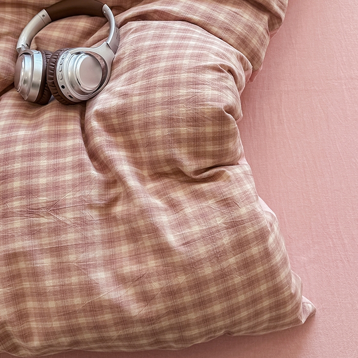 91家纺网 家纺一手货源 找家纺 梦依依 2026新款全棉色织水洗棉拉链款单品被套 浣花粉