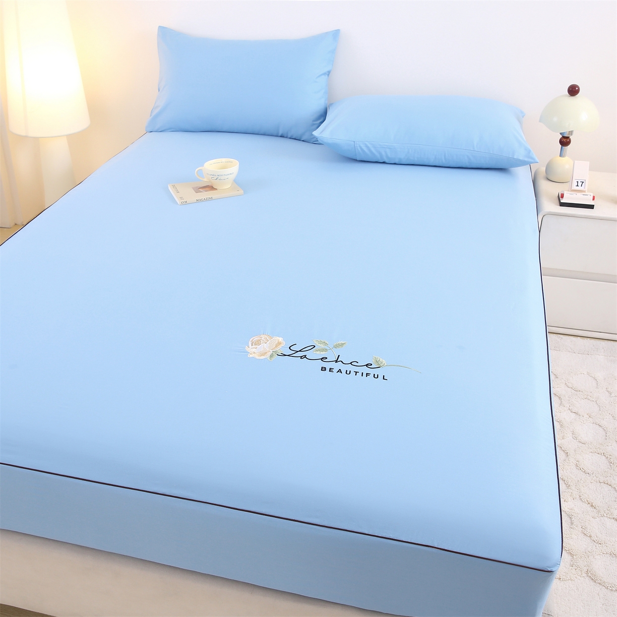 91家纺网 家纺一手货源 找家纺 乐逸家纺 2026新款斜纹全棉100%高支高密40支精美刺绣款单层床笠三件套一见倾心系列 一见倾心-婴儿蓝