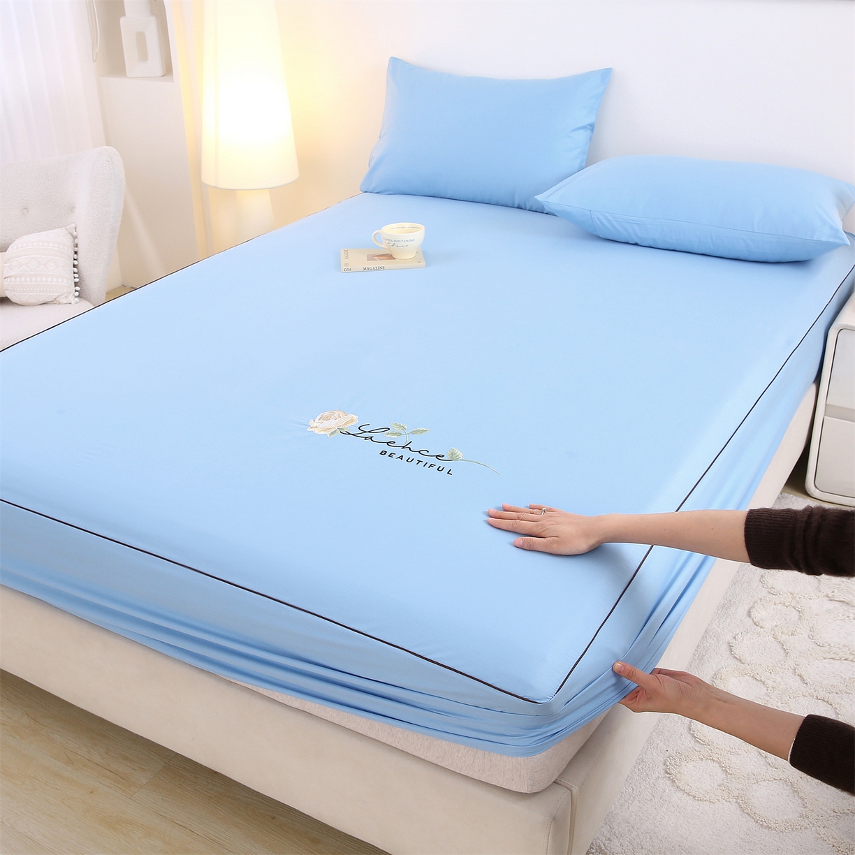 乐逸家纺 2026新款斜纹全棉100%高支高密40支精美刺绣款单层床笠三件套一见倾心系列 一见倾心-婴儿蓝