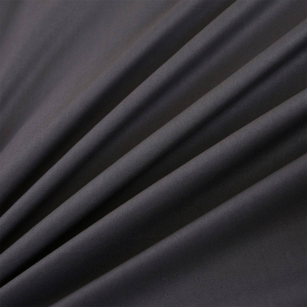 91家纺网 家纺一手货源 找家纺 乐逸家纺 2026新款斜纹全棉100%高支高密40支精美刺绣款单层床笠三件套一见倾心系列 一见倾心-黑灰色