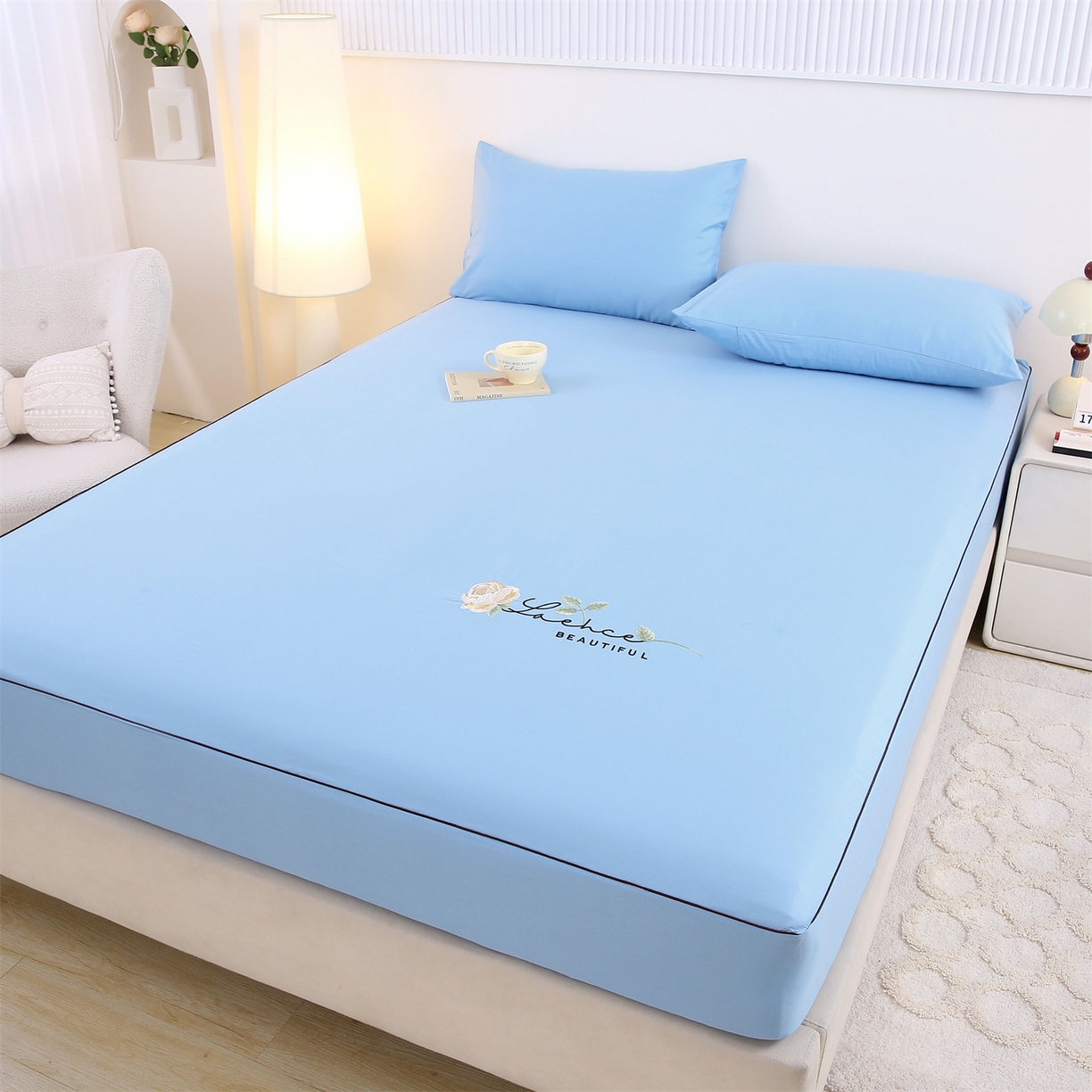 91家纺网 家纺一手货源 找家纺 乐逸家纺 2026新款斜纹全棉100%高支高密40支精美刺绣款单层床笠三件套一见倾心系列 一见倾心-婴儿蓝