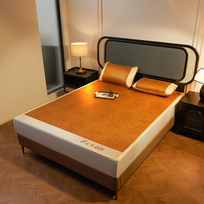 91家纺网 家纺一手货源 找家纺 大元 2026新款凉席刺绣艾草藤席 刺绣款-水中花