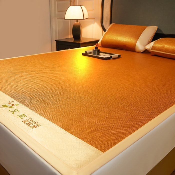 91家纺网 家纺一手货源 找家纺 大元 2026新款凉席刺绣艾草藤席 刺绣款-饼干花