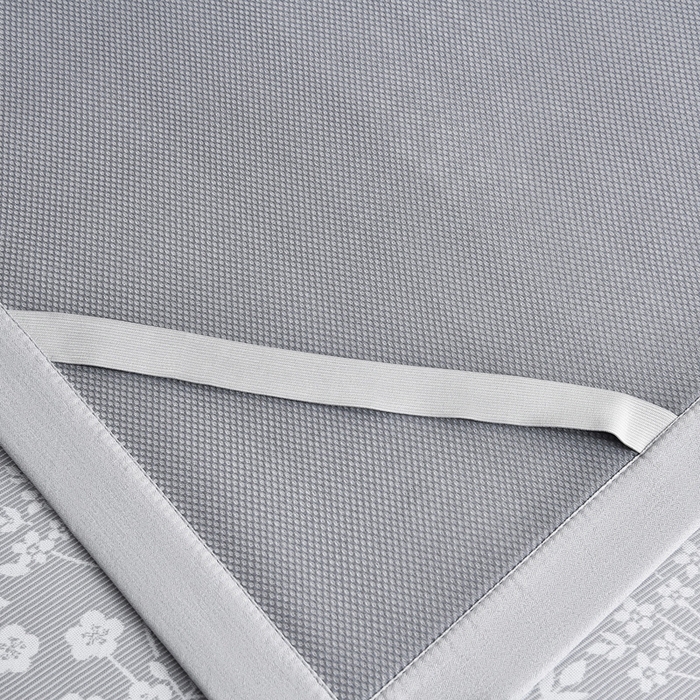 91家纺网 家纺一手货源 找家纺 小牛席业 2026春夏新款【实拍风格】PE凉感小碎花提花冰丝席 灰色