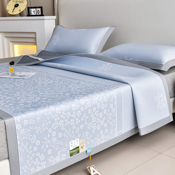 小牛席业 2026春夏新款【实拍风格】PE凉感小碎花提花冰丝席 蓝色