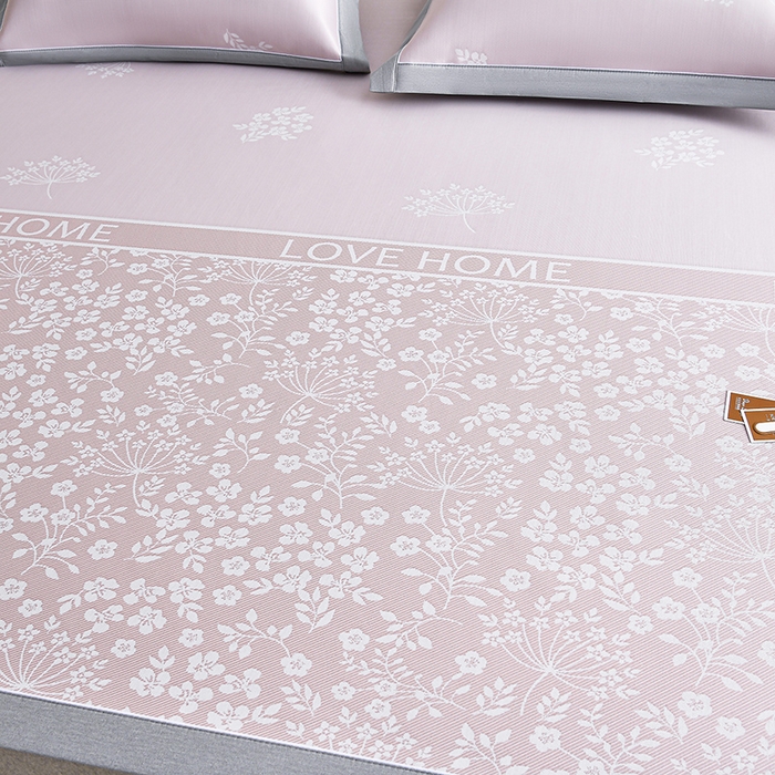 91家纺网 家纺一手货源 找家纺 小牛席业 2026春夏新款【实拍风格】PE凉感小碎花提花冰丝席 粉色