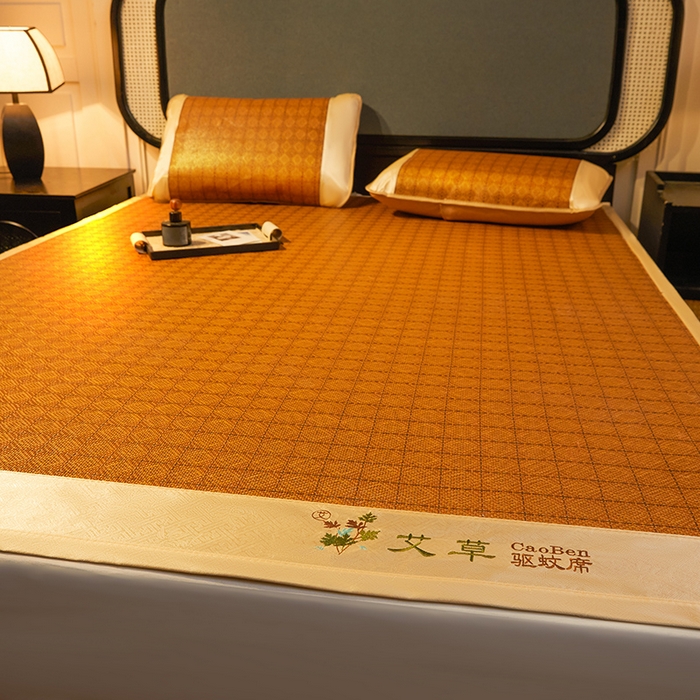 91家纺网 家纺一手货源 找家纺 大元 2026新款凉席刺绣艾草藤席 刺绣款-罗马格