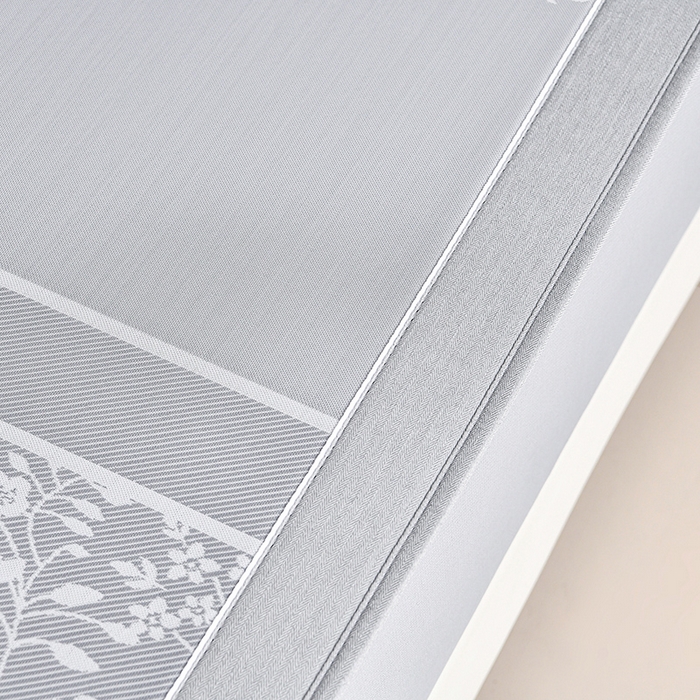 91家纺网 家纺一手货源 找家纺 （总）小牛席业 2026春夏新款【实拍风格】PE凉感小碎花提花冰丝席凉席席子（床笠款）