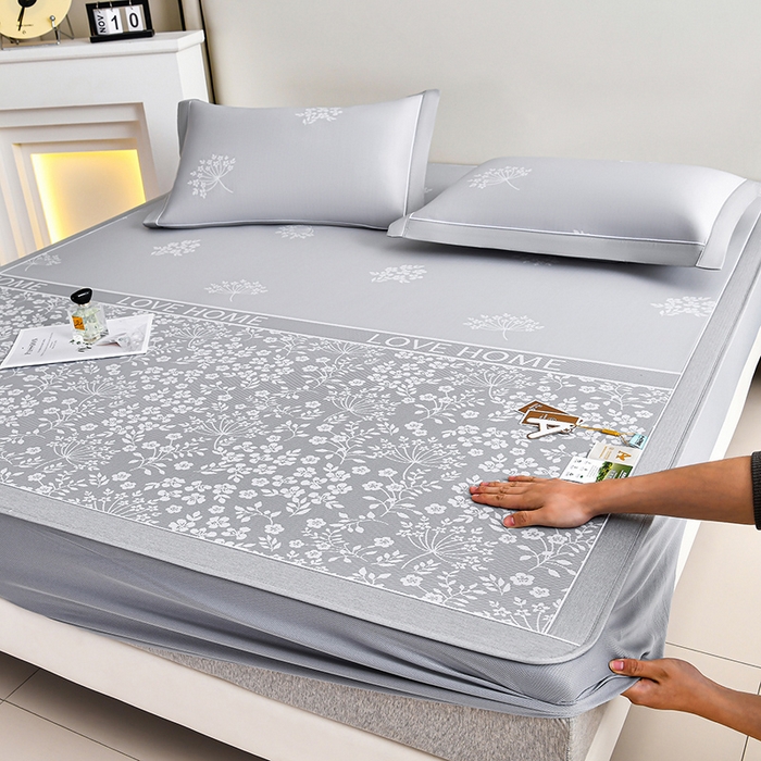 91家纺网 家纺一手货源 找家纺 （总）小牛席业 2026春夏新款【实拍风格】PE凉感小碎花提花冰丝席凉席席子（床笠款）