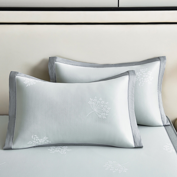 91家纺网 家纺一手货源 找家纺 小牛席业 2026春夏新款【实拍风格】PE凉感小碎花提花冰丝席凉席席子（床笠款） 抹茶