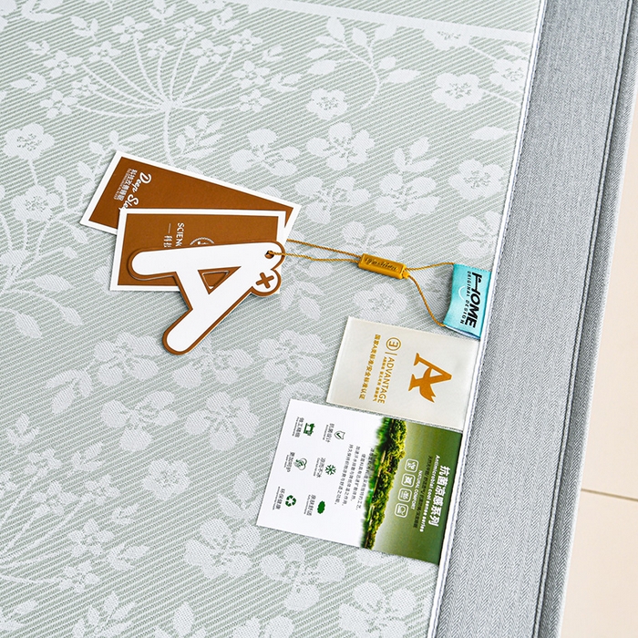 91家纺网 家纺一手货源 找家纺 小牛席业 2026春夏新款【实拍风格】PE凉感小碎花提花冰丝席凉席席子（床笠款） 抹茶