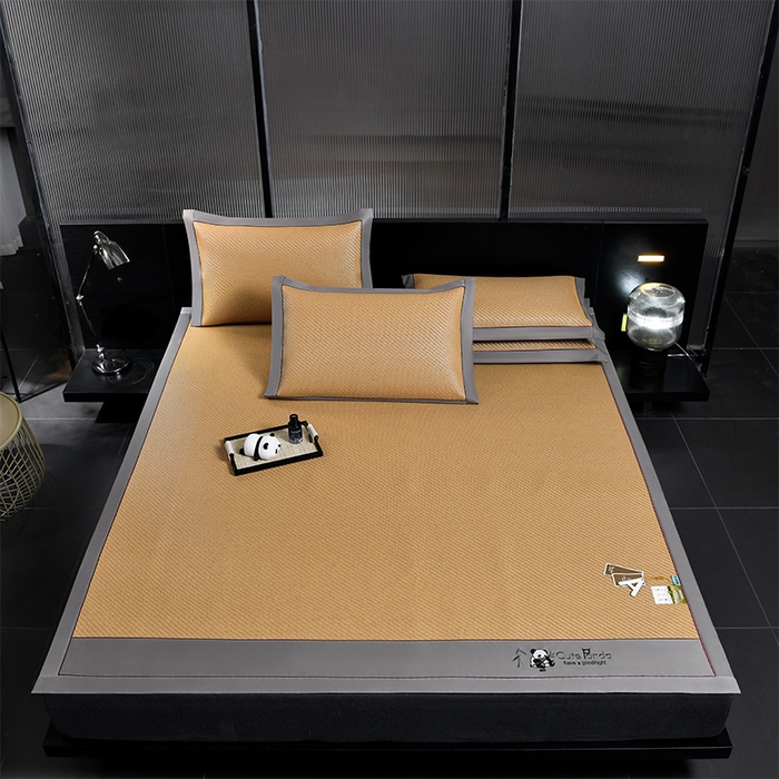 91家纺网 家纺一手货源 找家纺 小牛席业 2026春夏新款PE冷感霸王藤系列凉席席子（熊猫刺绣款） 熊猫刺绣款-黄色