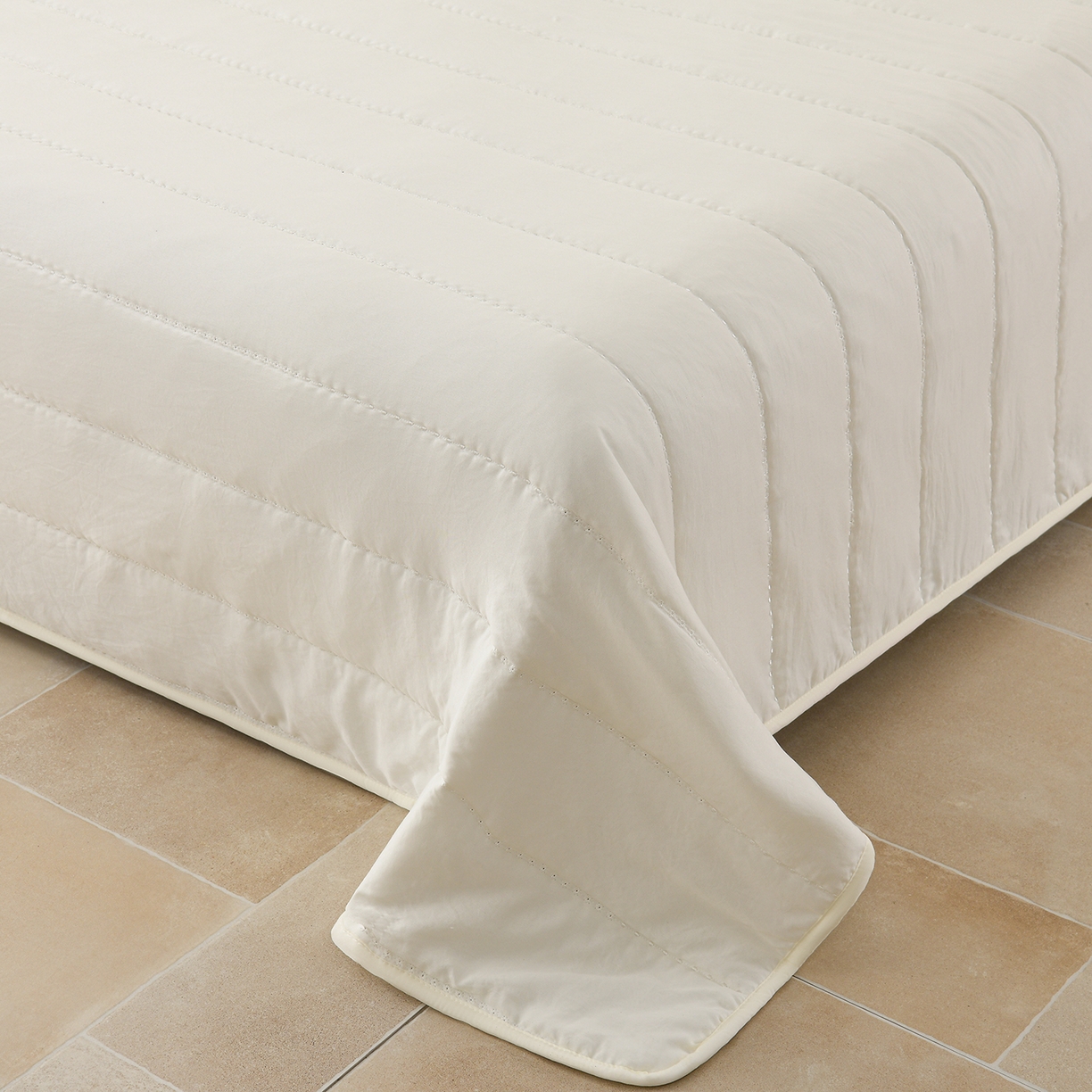 91家纺网 家纺一手货源 找家纺 推推家纺 2026新款水洗棉床盖夏被四件套 蝴蝶结-米白