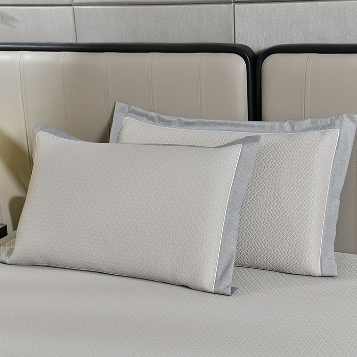 91家纺网 家纺一手货源 找家纺 小牛席业 2026春夏新款天鹅刺绣冷感豆豆席凉席席子系列 天鹅刺绣冷感豆豆席（米咖）