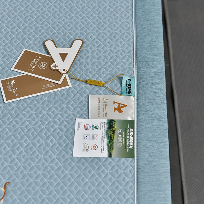 91家纺网 家纺一手货源 找家纺 小牛席业 2026春夏新款天鹅刺绣冷感豆豆席凉席席子系列 天鹅刺绣冷感豆豆席（蓝色）